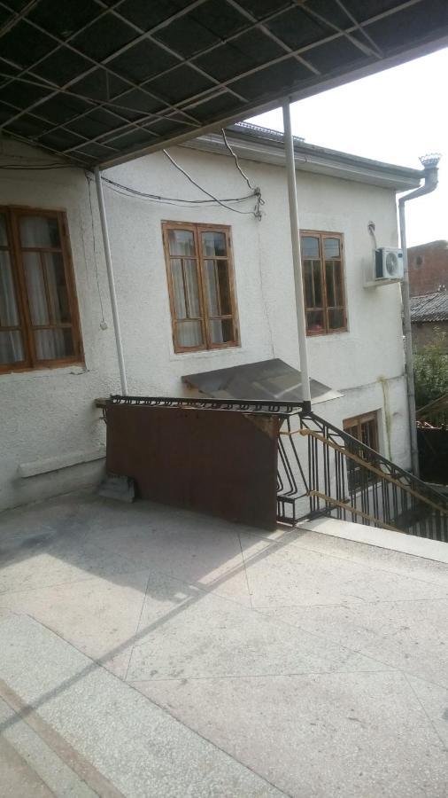 Отель Частный дом Сухум Экстерьер фото